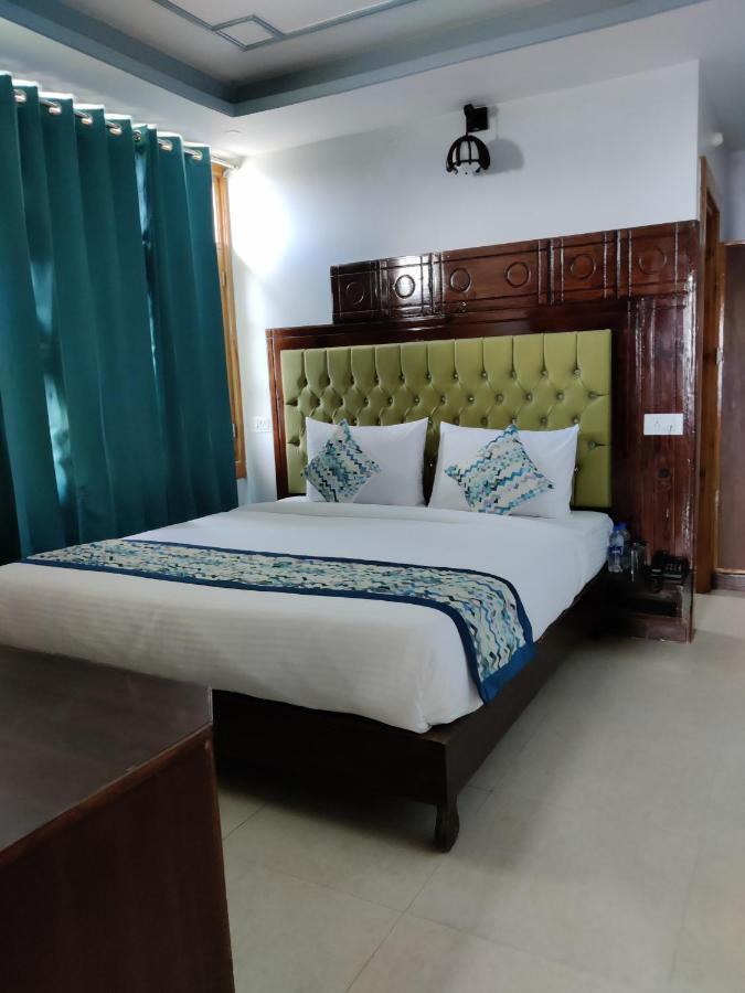 Golden Oak Bed and Breakfast Shimla Buitenkant foto
