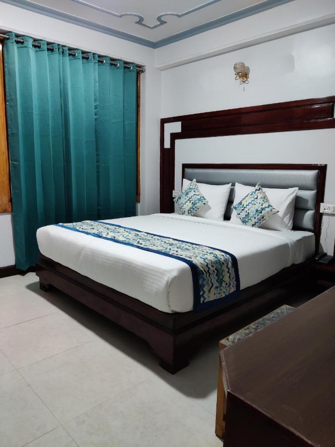 Golden Oak Bed and Breakfast Shimla Buitenkant foto